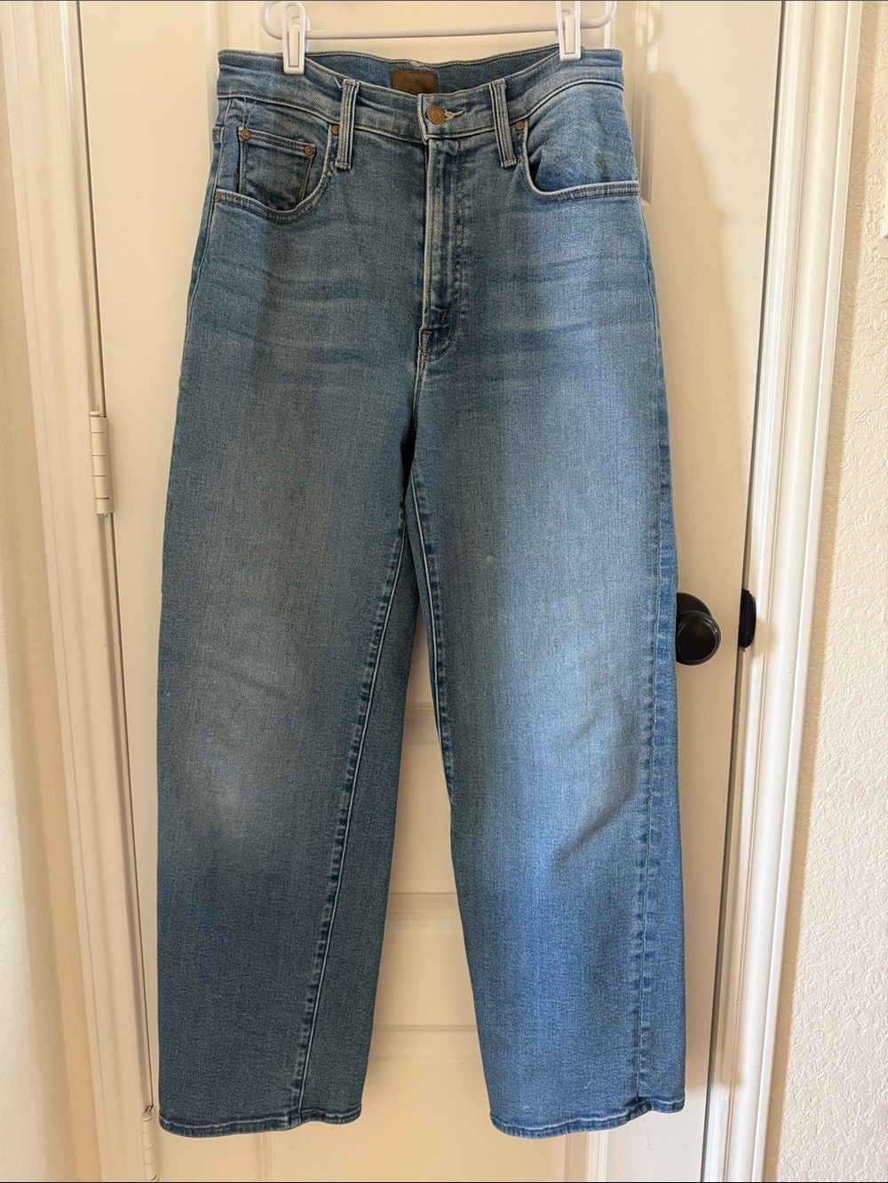 Mother Women's The Rambler Zip Flood Jean 26